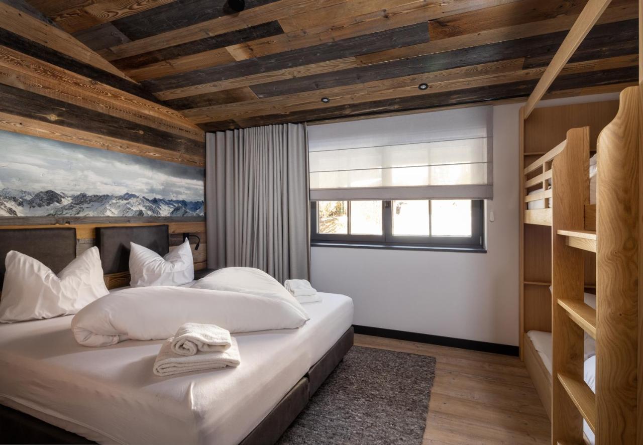 Nova Gosta Montafon Neu By Pferd Auf Wolke Gaschurn